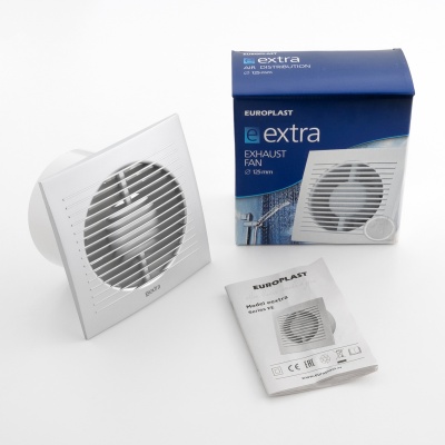 Вентилятор вытяжной 125 мм Europlast EE125S серебро
